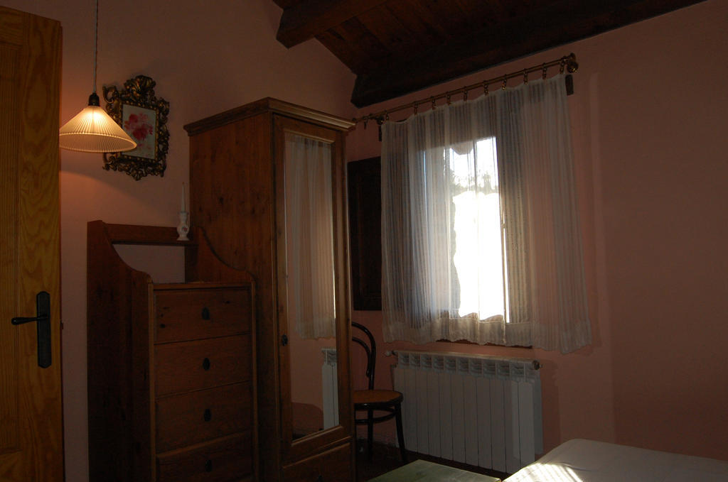 Can Salgueda Santa Pau Zimmer foto